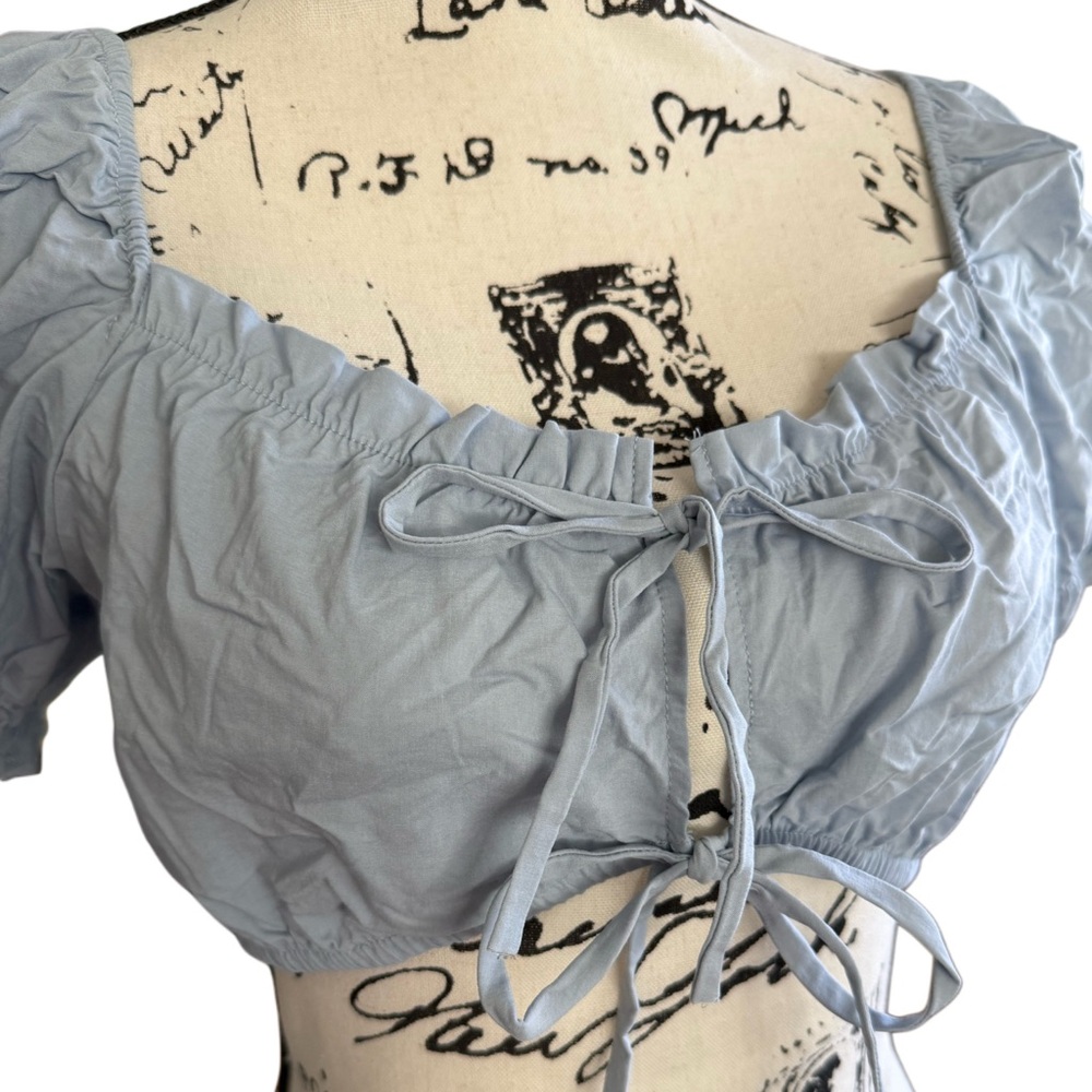 Blashe Double Tie-Front Puff Sleeve Crop Top - Picture 7 of 12